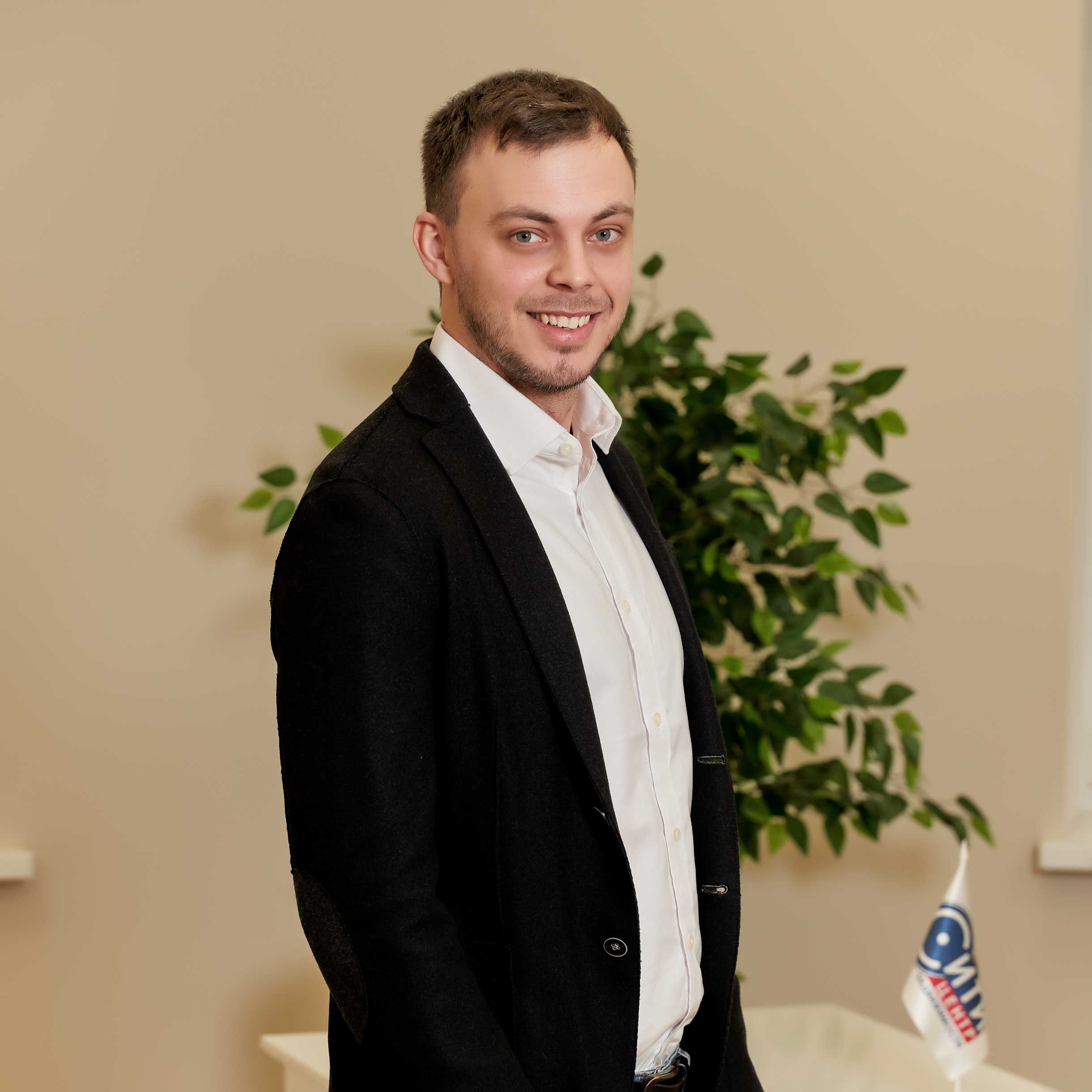 Дмитриев Артем Викторович
